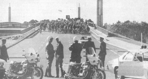 Cyclists on Commonwealth Avenue Bridge