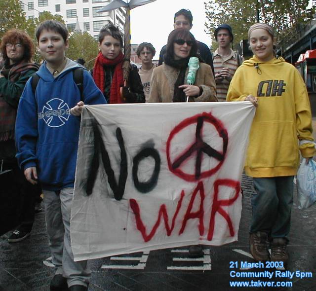 No War banner